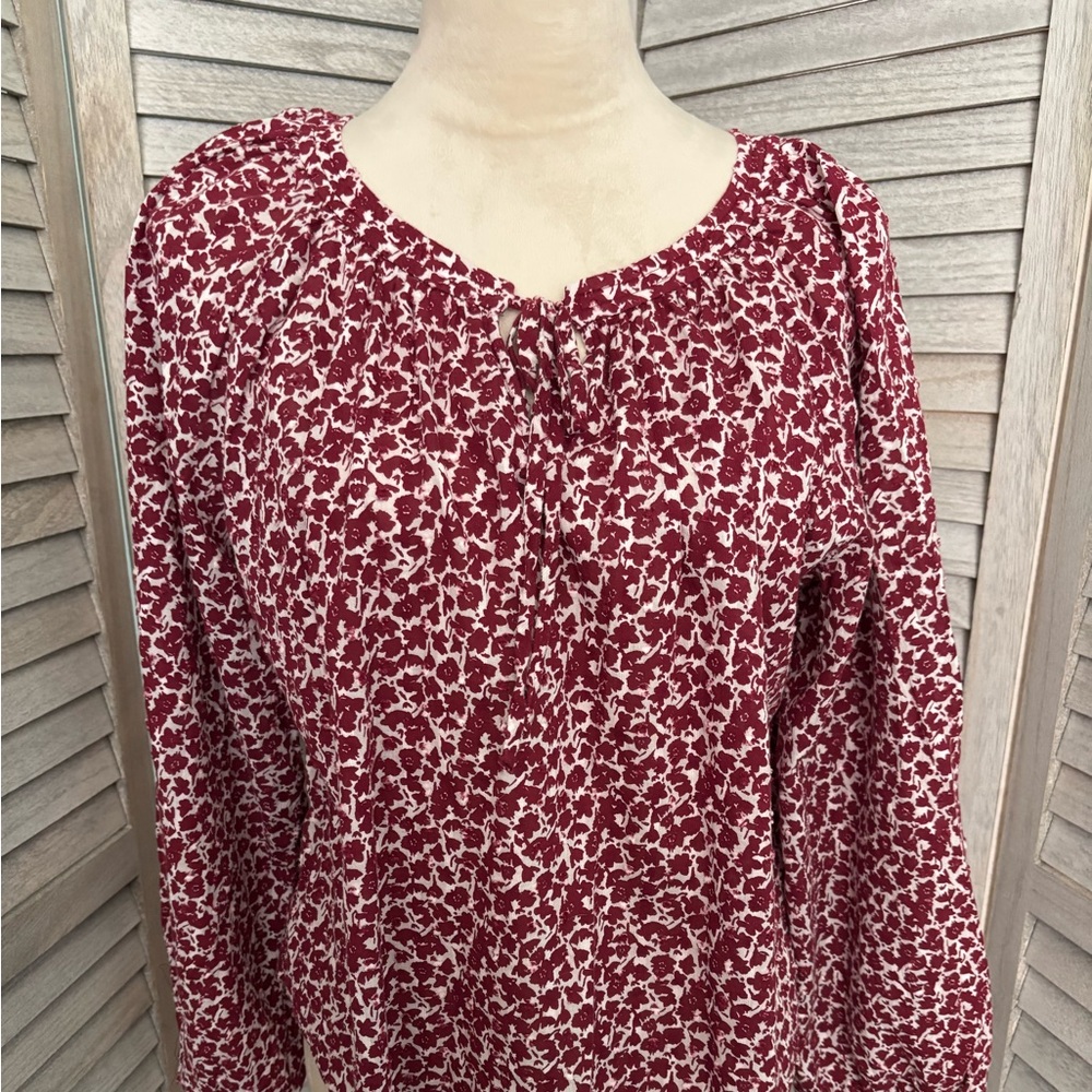 LOFT Women’s Blouse, Size LG, floral print, peasant style, white & burgundy